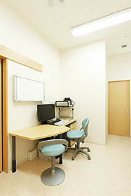 ���������ȃN���j�b�N�f�@��